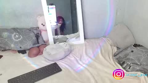 Cristal online show from December 20, 2025, 5:03 am