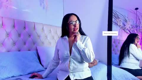 Cristal yours Milf online show from March 3, 2026, 12:33 pm