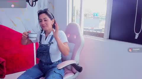 Cristal online show from January 18, 2026, 6:23 pm