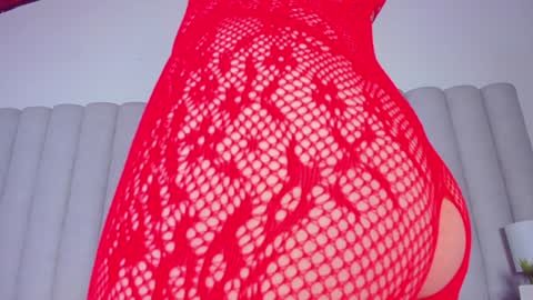 Nicole  Connection time 220pm-910pmCol online show from February 5, 2025, 11:06 pm