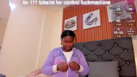 cristale69 online show from September 17, 2025, 3:08 am