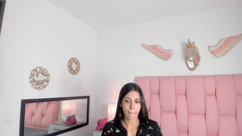 cristal online show from December 25, 2024, 12:37 pm