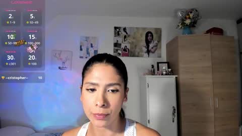 Snapshot of cristalmunez chatting on November 10, 2025, 8:52 pm cristal online show from November 10, 2025, 8:52 pm