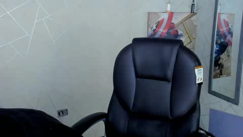 cristian walker online show from February 25, 2025, 12:13 pm