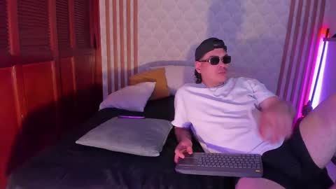 Snapshot of cristianblaze_pamelareal chatting on January 14, 2026, 9:48 am Cris Pame online show from January 14, 2026, 9:48 am