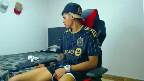 cristian online show from March 8, 2026, 6:06 am