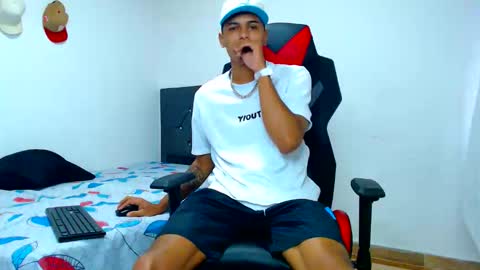 cristian online show from April 12, 2026, 9:31 pm