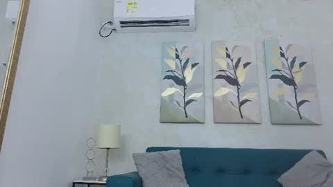 Snapshot of cristina_aznar chatting on June 30, 2026, 7:04 pm Cris online show from June 30, 2026, 7:04 pm