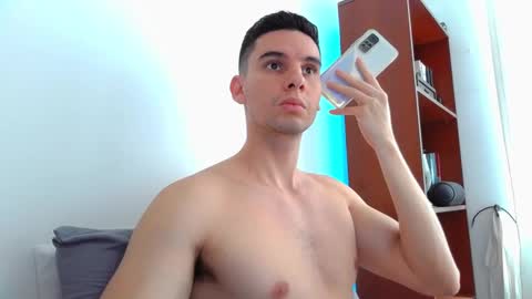 Snapshot of cristo_master chatting on February 20, 2025, 2:24 pm Tell me God independent model show your respect at all times online show from February 20, 2025, 2:24 pm