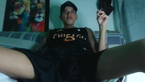 criistofer online show from December 16, 2025, 4:28 am