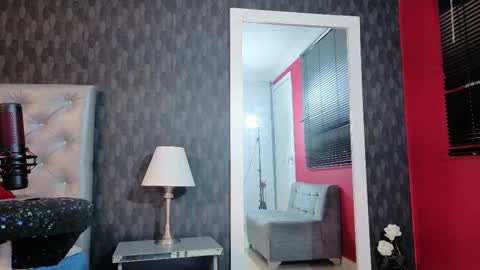 cristopher23  online show from September 11, 2025, 8:09 pm