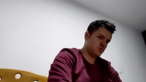 cristopher3042 online show from January 9, 2025, 5:34 am