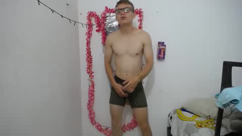 Snapshot of cristopher_2004 chatting on March 5, 2025, 2:36 am cristopher_2004 online show from March 5, 2025, 2:36 am