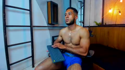 cristopher_belmont online show from December 2, 2025, 5:02 am