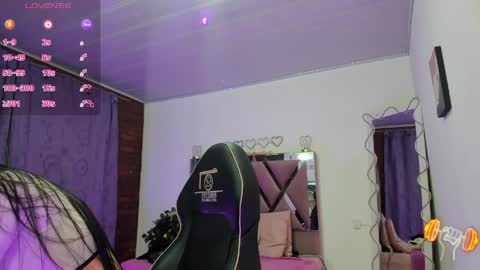 cristy_tay online show from May 7, 2026, 11:48 am