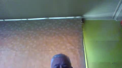 Snapshot of crmperez chatting on December 6, 2024, 5:22 pm crmperez online show from December 6, 2024, 5:22 pm
