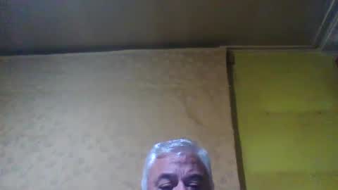 Snapshot of crmperez chatting on February 1, 2025, 2:47 am crmperez online show from February 1, 2025, 2:47 am