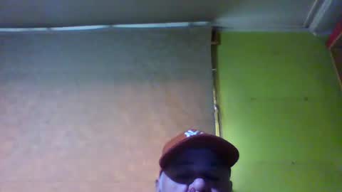 Snapshot of crmperez chatting on September 21, 2025, 8:32 pm crmperez online show from September 21, 2025, 8:32 pm