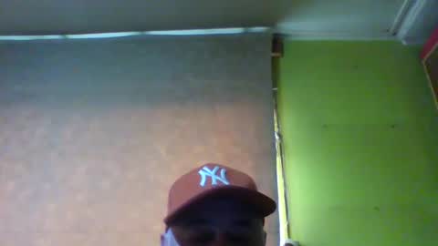 Snapshot of crmperez chatting on October 1, 2025, 7:53 pm crmperez online show from October 1, 2025, 7:53 pm