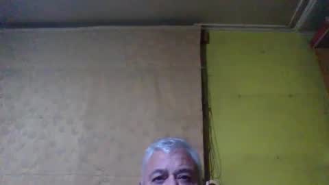 crmperez online show from March 3, 2026, 1:23 am