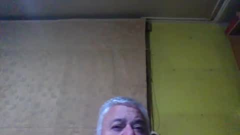 crmperez online show from March 27, 2026, 1:22 am