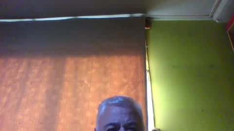 Snapshot of crmperez chatting on June 22, 2026, 6:27 pm crmperez online show from June 22, 2026, 6:27 pm