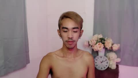 crocodale online show from October 26, 2025, 9:42 pm