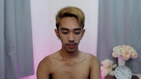 crocodale online show from November 14, 2025, 12:37 pm