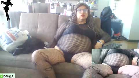 Linda Cross online show from December 3, 2025, 4:16 pm