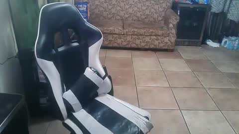 crossdressernola504 online show from February 11, 2025, 1:30 pm