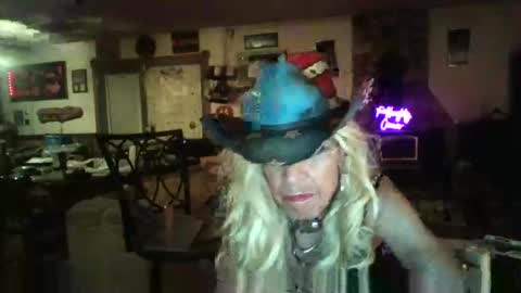 Snapshot of crossdrsr1 chatting on September 20, 2025, 3:29 am crossdrsr1 online show from September 20, 2025, 3:29 am