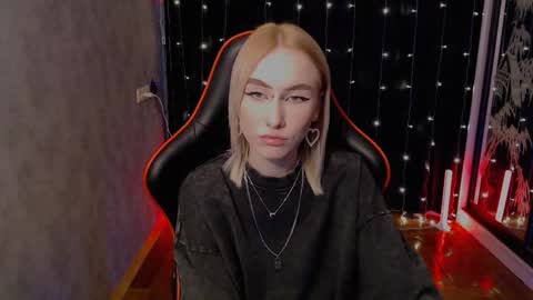 crybambi online show from February 4, 2026, 5:46 am