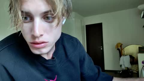 Snapshot of cryptongood chatting on January 6, 2026, 10:30 am Lin inst lingoodyy online show from January 6, 2026, 10:30 am