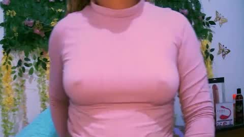 crysrus online show from September 26, 2025, 1:09 am