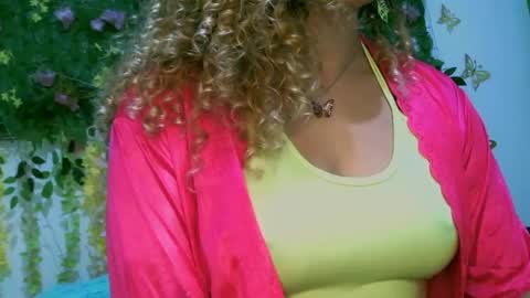 crysrus online show from October 27, 2025, 12:15 am