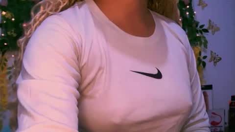 crysrus online show from November 13, 2025, 12:42 am