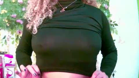 crysrus online show from April 1, 2026, 10:07 pm