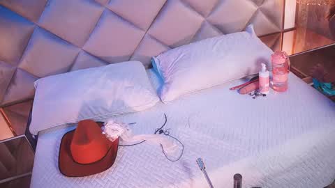 crystal_gilton online show from March 29, 2026, 7:03 pm