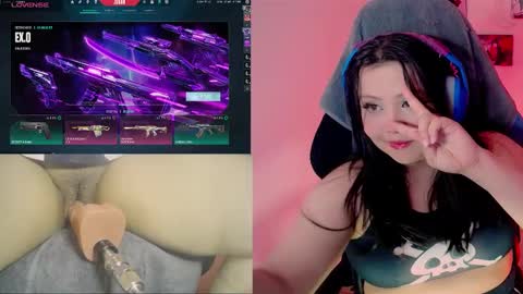 crystal online show from January 17, 2025, 3:23 am