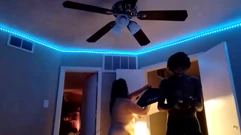 crystalbarbie214 online show from April 6, 2026, 5:52 am