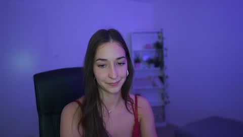 Crystalbrunette18 online show from April 23, 2026, 6:32 pm