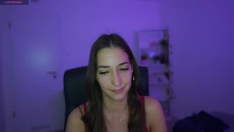 Crystalbrunette18 online show from April 28, 2026, 6:13 pm