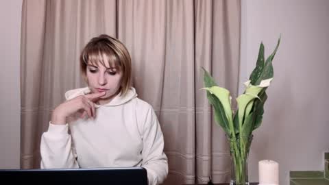 Mary online show from July 28, 2026, 8:45 pm