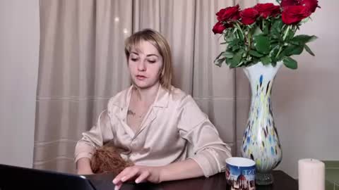 Mary online show from August 4, 2026, 8:33 pm