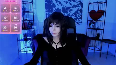 Snapshot of crystallbloom chatting on October 11, 2025, 1:49 am crystallbloom online show from October 11, 2025, 1:49 am