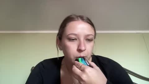 CrystalBabyy online show from January 9, 2025, 6:15 pm