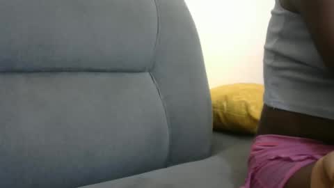 crystallgem online show from November 30, 2025, 11:47 am