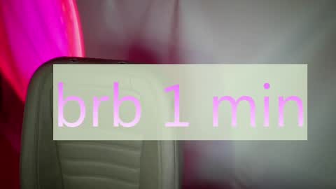 Snapshot of crystallkris chatting on December 30, 2024, 11:28 pm Kristina online show from December 30, 2024, 11:28 pm