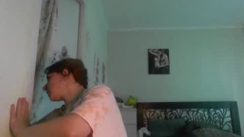Snapshot of crystalvelvet chatting on June 8, 2026, 8:04 am crystalvelvet online show from June 8, 2026, 8:04 am
