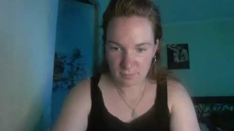 Snapshot of crystalvelvet chatting on June 17, 2026, 3:24 pm crystalvelvet online show from June 17, 2026, 3:24 pm